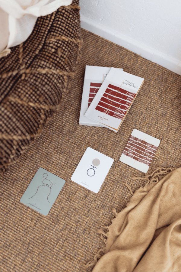 Inner Compass - Love card reading with three cards